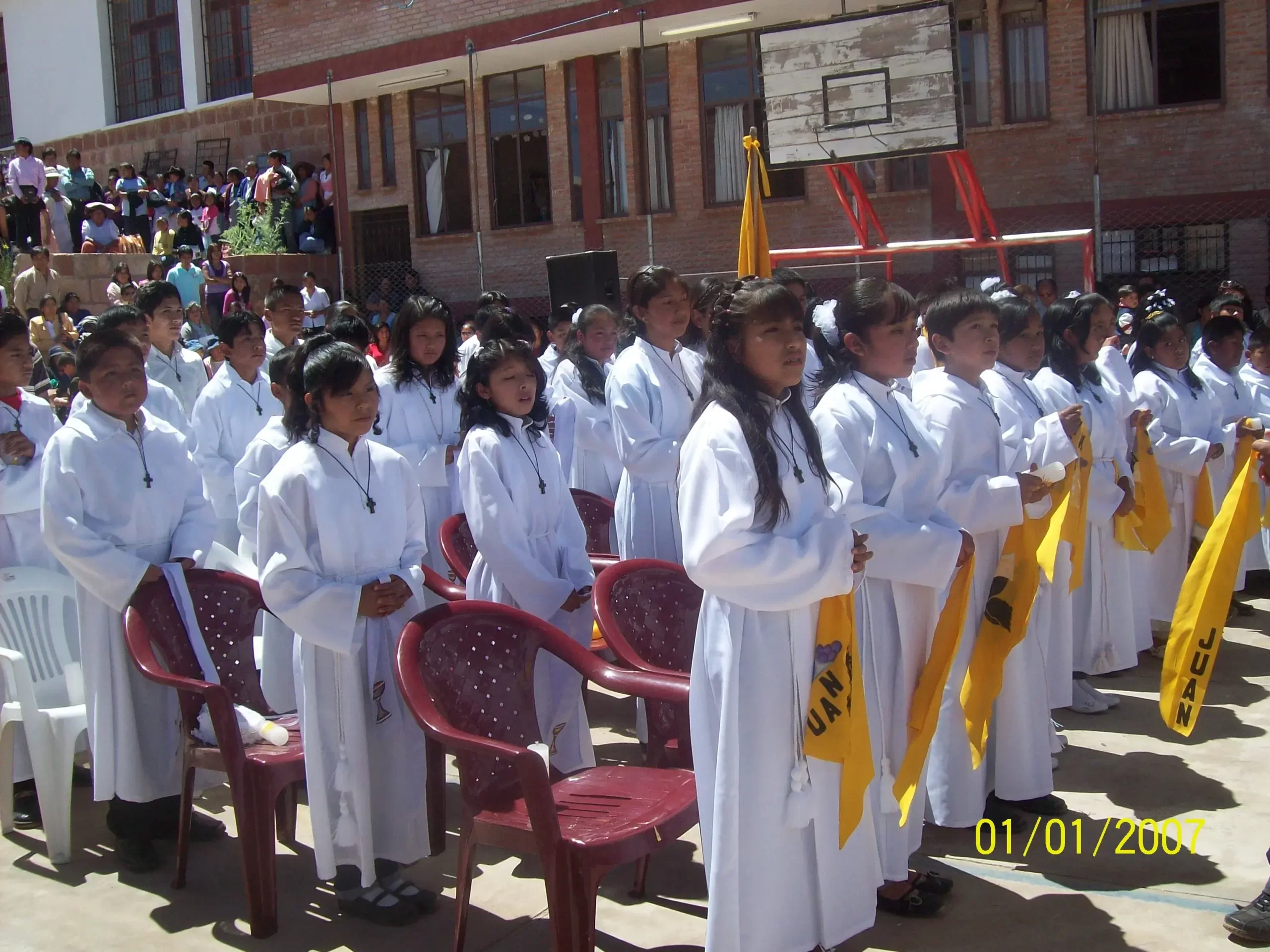 2009 - nov - confirmación en la parroquia (2)
