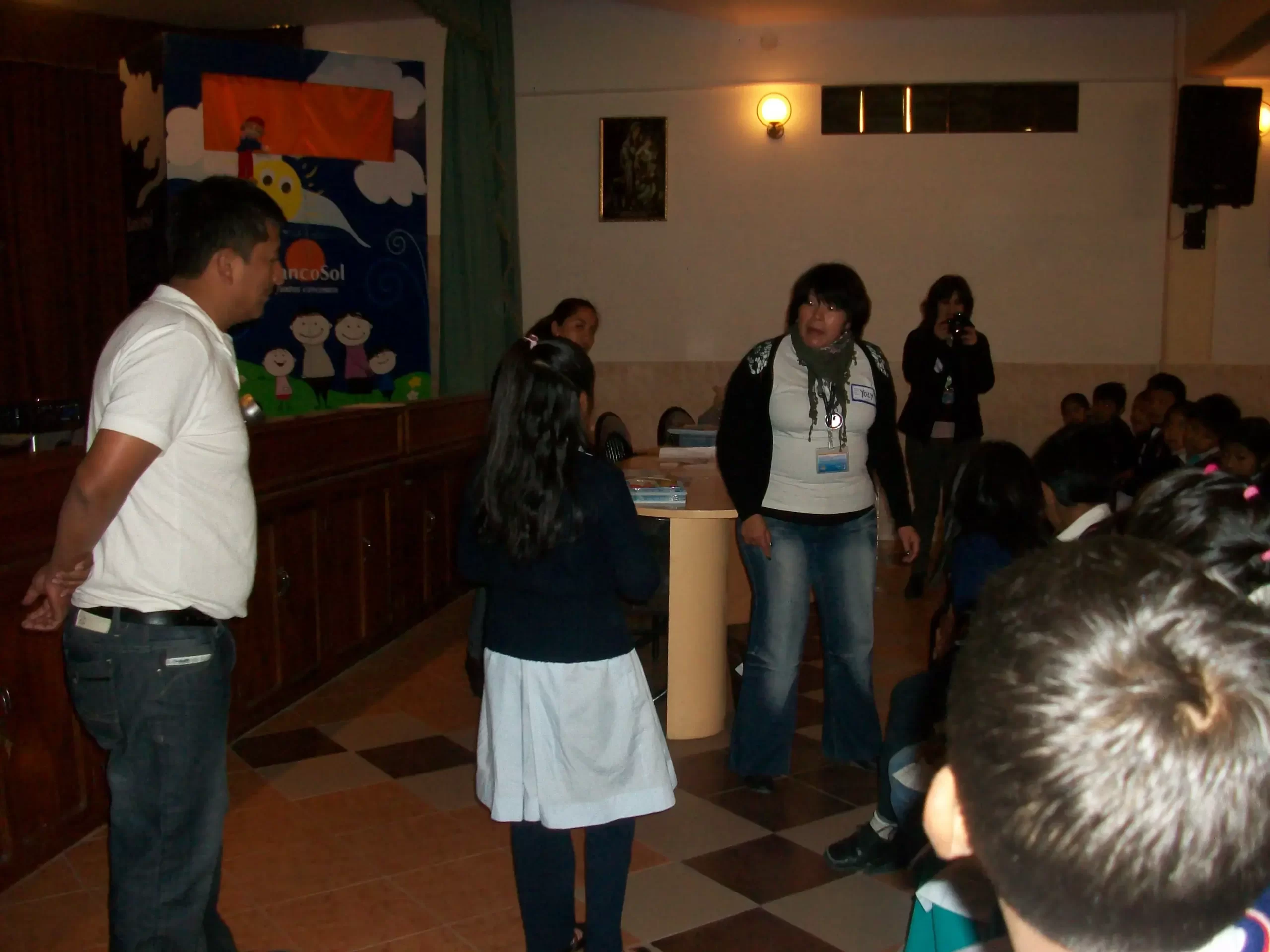 2014 - 21 - may - Charlas para saber ahorrar (2)